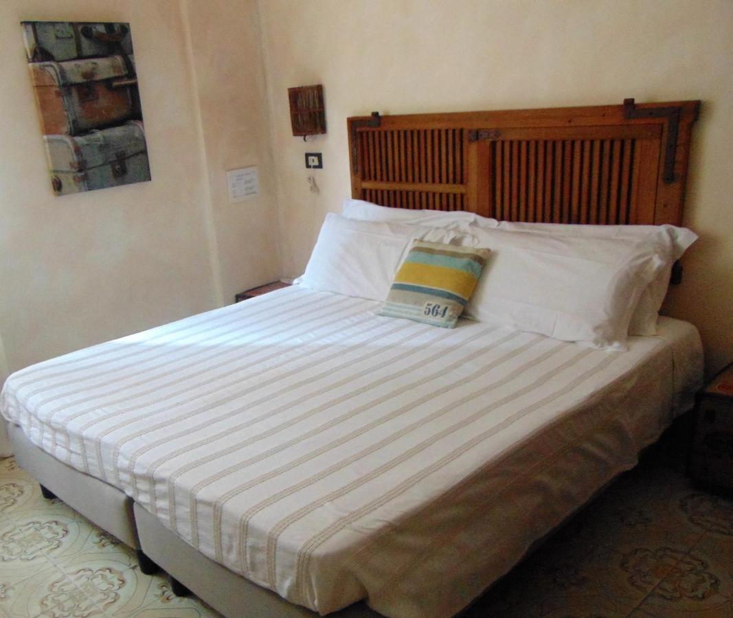 Hotel L'Antico Borgo Elena Noli Extérieur photo