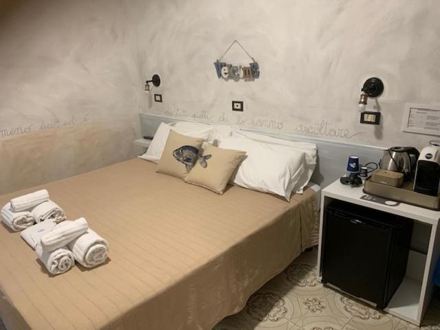 Hotel L'Antico Borgo Elena Noli Extérieur photo