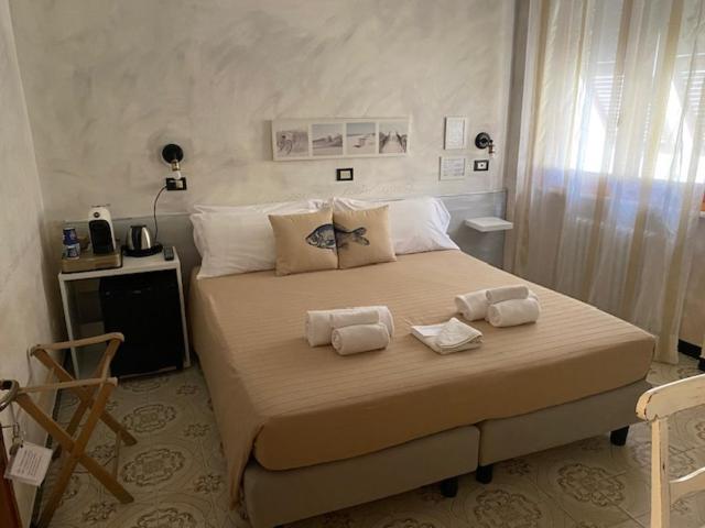 Hotel L'Antico Borgo Elena Noli Extérieur photo